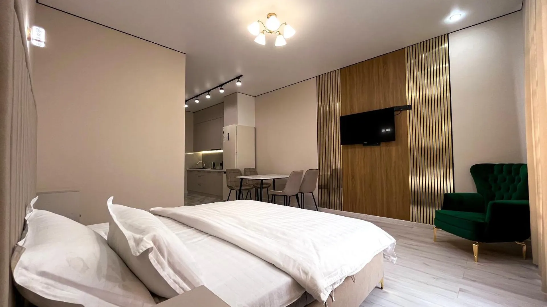Newest Meridian Residence 105 & Drinking Water As A Gift Almaty