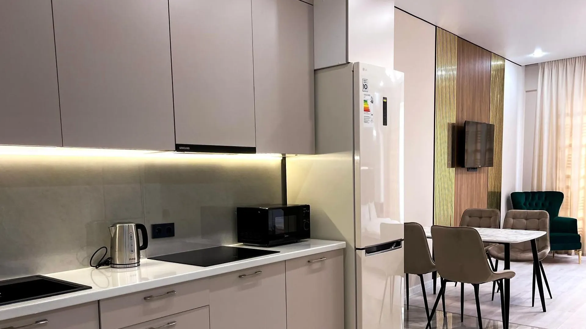 Newest Meridian Residence 105 & Drinking Water As A Gift Almaty