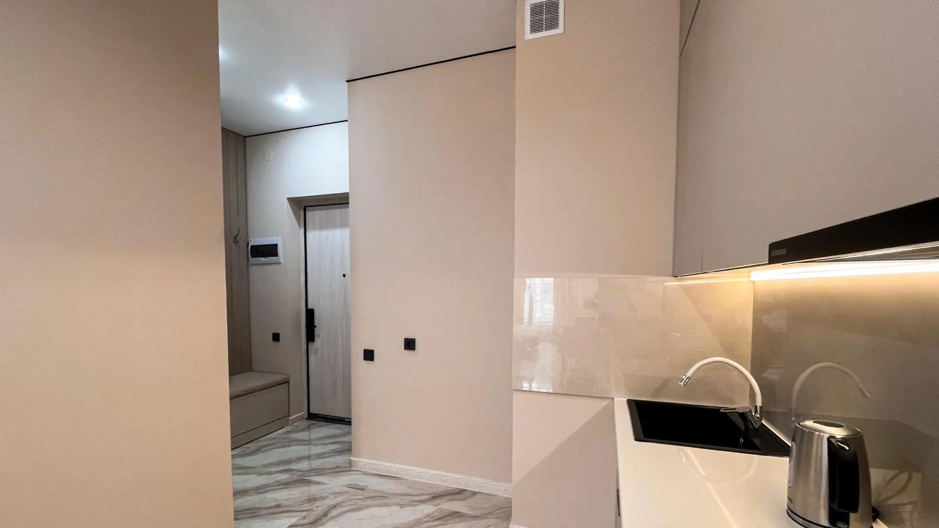 Apartment Newest Meridian Residence 105 & Drinking Water As A Gift Almaty