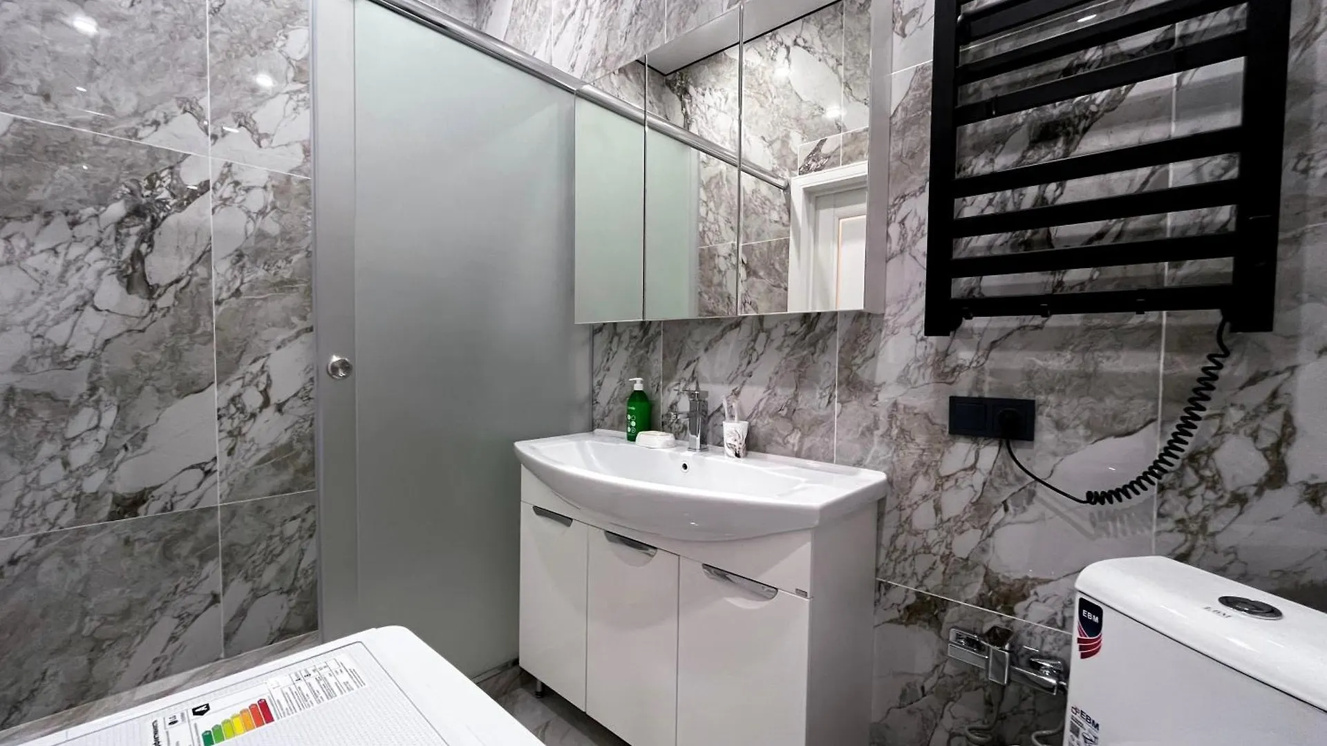 Newest Meridian Residence 105 & Drinking Water As A Gift Almaty 0*,  Kazachstán